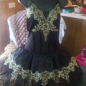 Gorgeous black and gold party dress